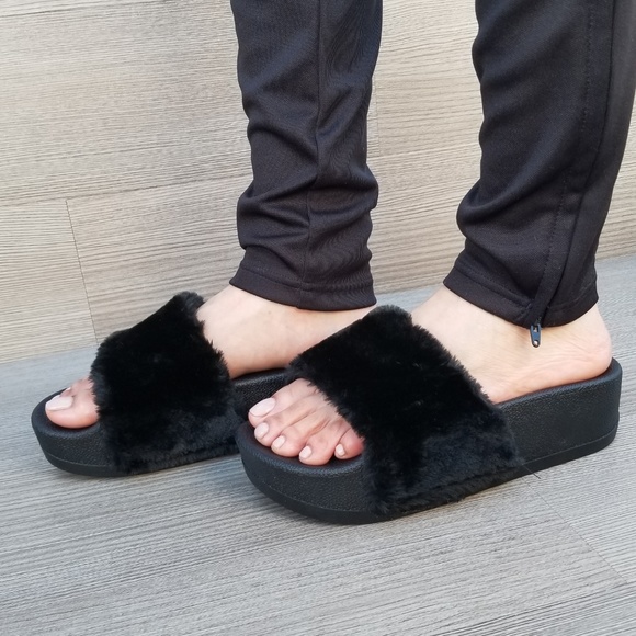 Sexy Black Fluffy Fur Chunky Slider Sandal - Picture 5 of 8